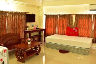 Anchalee Resort - Bang Saphan - 1