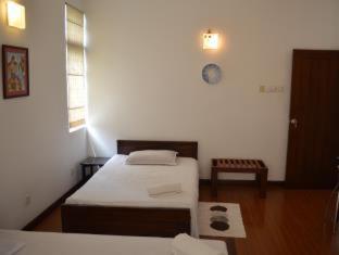 Star Class Comfort in Capital City - Battaramulla - 7