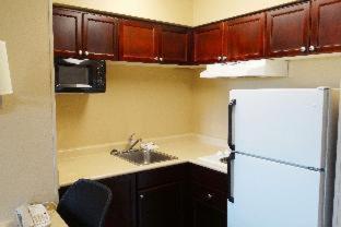 Extended Stay America Suites - Atlanta - Gwinnett Place - 3