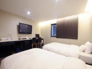 Queens Hotel Seomyeon Busan - Busan - 8