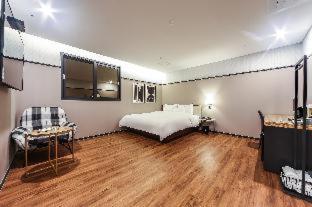 Seomyeon Brown-dot hotel Gold - Busan - 9