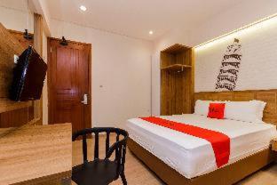 RedDoorz Plus @ CBD Bintaro - 4
