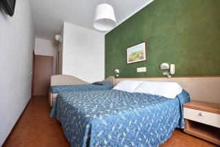 Hotel Azzurra - Rímini - 8