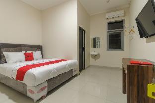RedDoorz Plus near RS PMI Bogor - Bogor - 9