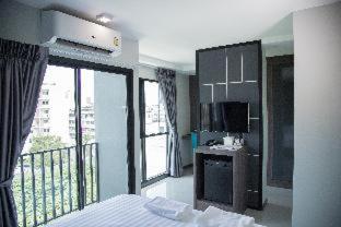 Hallton Hotel Bangkok - 1
