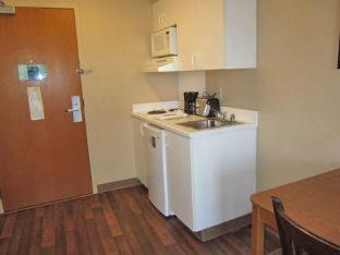Extended Stay America Suites - Cincinnati - Blue Ash - Kenwood Road - Blue Ash - 8