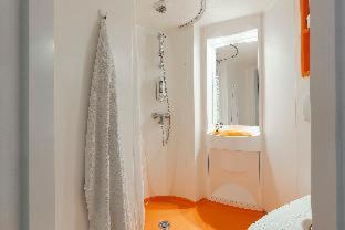 easyHotel Budapest Oktogon - 2