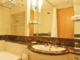 Harbour Plaza Resort City - 8