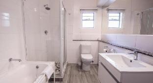 Airport Inn and Suites - Johannesburg - 6