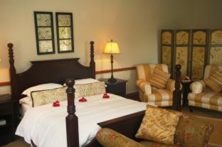 Leeuwenbosch Shearers Lodge - Amakhala Game Reserve - 6
