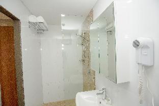 Ela Beach Hotel - 2