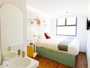 Bannister Hotel - 1