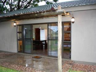 Otjiwa Safari Lodge - 8