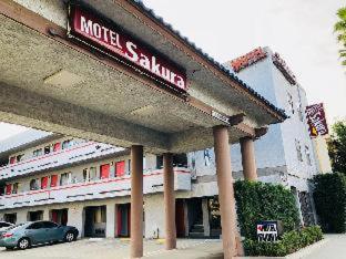 Sakura Inn - Glendale - 7