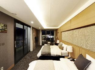 Ramada by Wyndham Gangwon Sokcho - Sokcho - 1