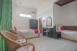 RedDoorz @ Jalan R.E. Martadinata Sukabumi - Sukabumi - 8