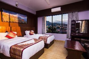 Trekkers Inn Boutique Hotel Pokhara - Pokhara - 2