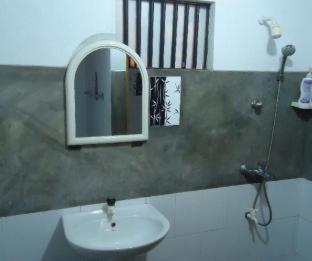 Goalma Family Holiday Resort & Restaurant - Anuradhapura - 5