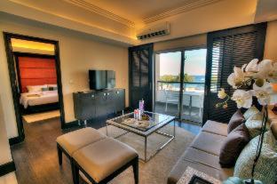 BE Grand Resort, Bohol - Panglao Island - 1