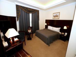 Sharjah Premiere Hotel & Resort - 7
