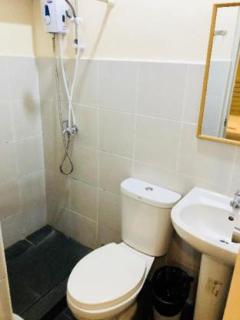 Hometown Hotel - Lacson Bacolod - Bacolod City - 9