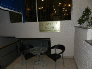 L'Auberge de l'Aeroport Inn - Dorval - 6