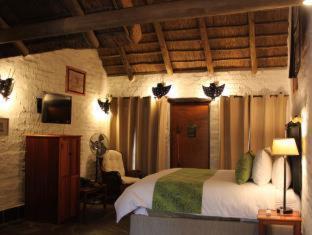 Misty Hills Country Hotel, Conference Centre & Spa - Muldersdrift - 1