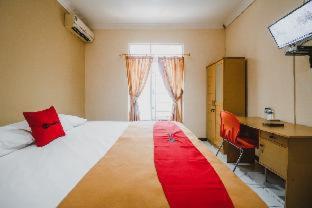RedDoorz Plus at Jalan Gatot Subroto Jakarta - Jakarta - 5