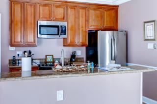 Waterfront NOLA Villa 23 Mi to French Quarter! - Venetian Isles - 4