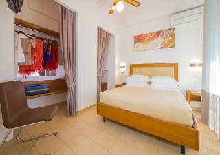 Mediterraneo Hotel & Suites - 1