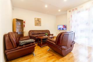 Light Blue Sea-Cret House - 7