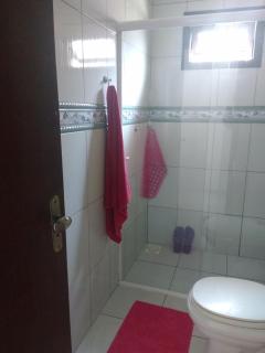 Um quarto em casa agradável - Perequê - 3