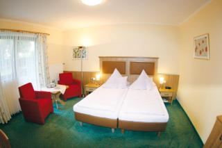 Hotel Garni Hubertushof - Bad Füssing - 7