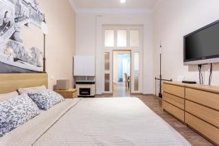 Goldcentral Apartments - Stylish Apartments - Wine Tasting Access - 4