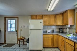 Apt Walking Distance to OOB Pier and Saco Bay! - 4