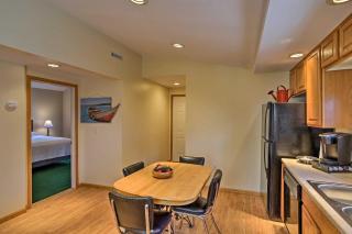 Home with Lake-View Deck by Camp Perry and Magee Marsh - Port Clinton - 4