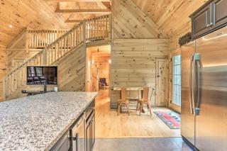 Palmerton Cabin with Game Room about 5 Mi to Blue Mtn - 4