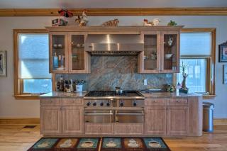 Waterfront Home with Large Deck and Private Pool! - Westhampton Beach - 2
