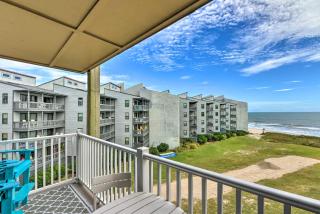 Airy Oceanfront Condo Beach Views and Pool Access! - North Topsail Beach - 9