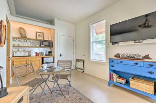 Old Town Getaway, Walk to Shopping, Dining, and Bay! - Bay Saint Louis - 6