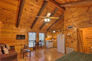 Peaceful Cabin with Hot Tub - Near Broken Bow Lake! - Stephens Gap - 4