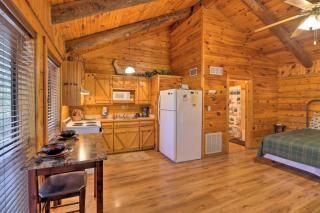 Peaceful Cabin with Hot Tub - Near Broken Bow Lake! - Stephens Gap - 1