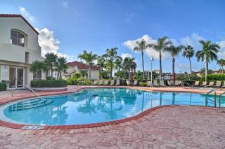 Modern Isla Del Sol Condo Walk to St Pete Beach! - 8