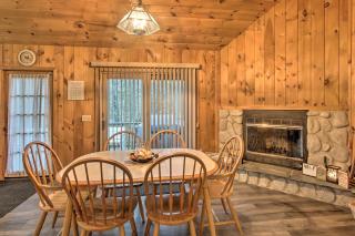 Lakeview Forest Cabin with Deck Less Than half Mile to Beach! - Madison - 6