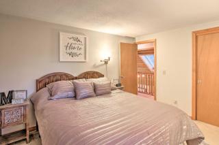 Lakeview Forest Cabin with Deck Less Than half Mile to Beach! - Madison - 1