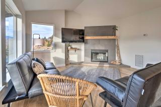 Chic Chelan Condo with Balcony, Walk to Lake and Dtwn! - Chelan - 7