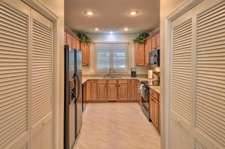 Lake Keowee Resort Condo Pool, Beach, Golf Access - Salem - 2