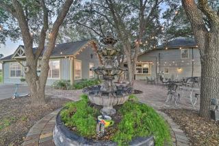 Casa de Samuel - Patio, Fountain and Outdoor Kitchen - Corpus Christi - 9
