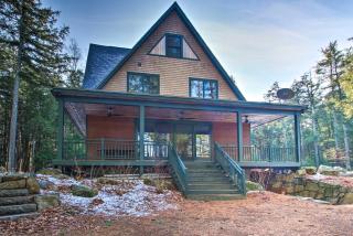 Quiet and Serene Lakefront Hideaway with Beach and Dock! - Meredith - 8