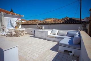 Beautiful Dollhouse in Hydra - Hidra - 8
